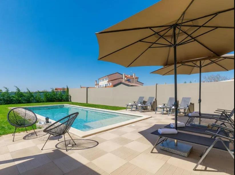 Villa Edi-Heated Pool & E-Bike Шишан Экстерьер фото